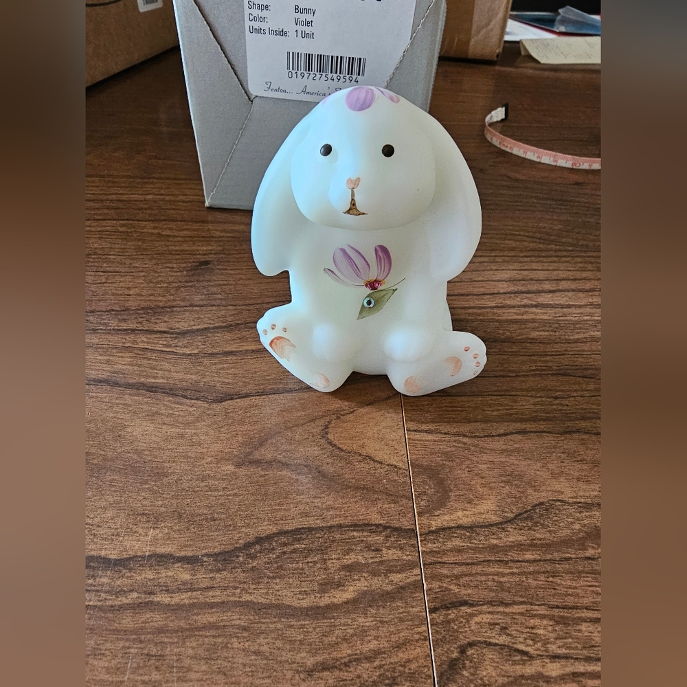Fenton "Dew Drops" Collection Handpainted Opal Satin Bunny Figurine